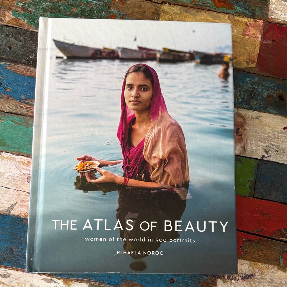The Atlas of Beauty: Women of the World in 500 Portraits